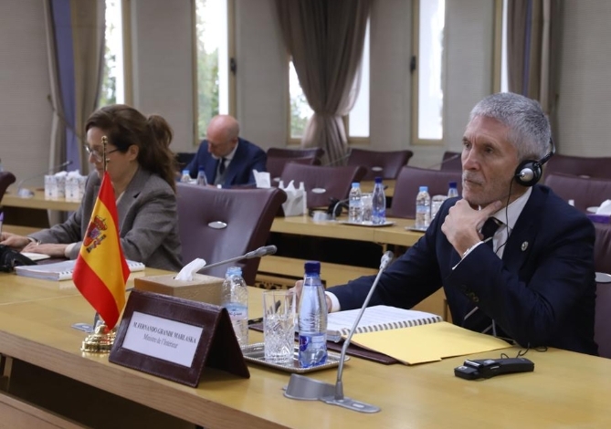 عبد الوافي لفتيت وزير الداخلية المغربي في مباحثات مع نظيره الاسباني