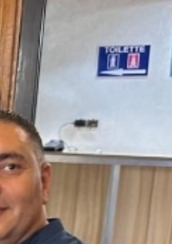 مرحاض للتبول والتغوط