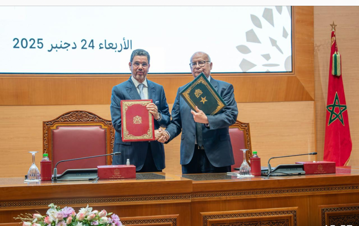 عبد النبوي يوقع اتفاقية الحصول على المعلومة